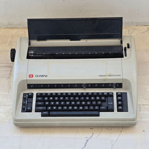Olympia electric typewriter used
