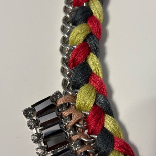 Necklace like new, colorful