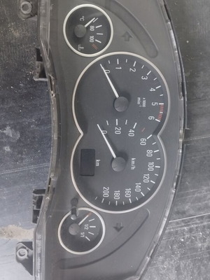 Opel Meriva speedometer used, removed from damaged car, working