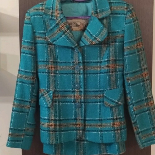 Louisa suit size 44 excellent condition