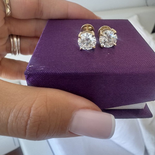 Lab Grown Diamond Earrings 4ct with Certificate like new, gold color