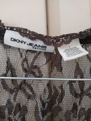 DKNY women's blouse small, like new, brown