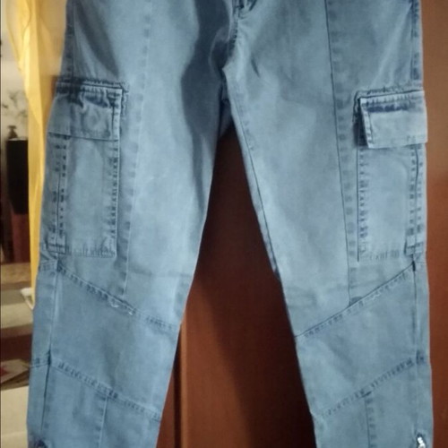 cargo jeans