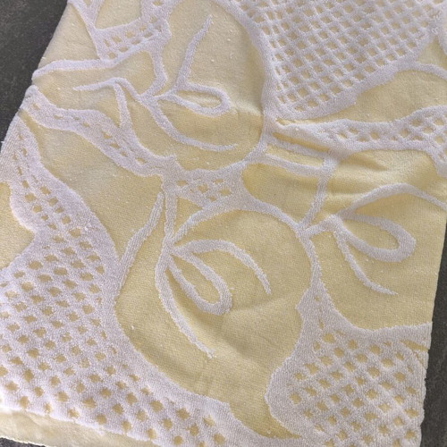 Summer cotton quilts new in pink and lemon colors