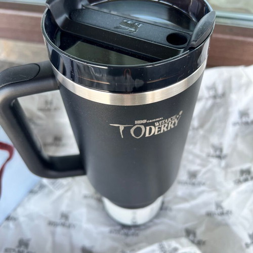 Stanley Quencher H2.0 40oz tumbler new, Welcome to Derry design