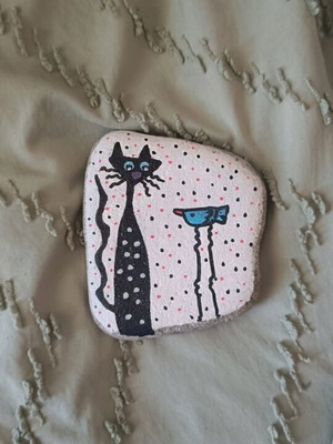Painted stone with acrylic colors, durable