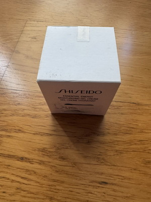 Shiseido Essential Energy Moisturizing Gel Cream 50ml new