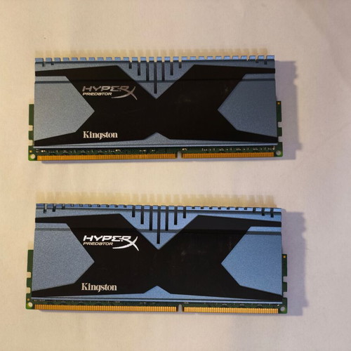 DDR3 HyperX Predator 8GB (2x4GB) 2400 MHz like new