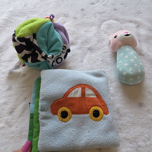 Baby toys used, set of 3 pieces