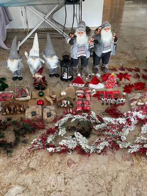 Christmas items used, all together