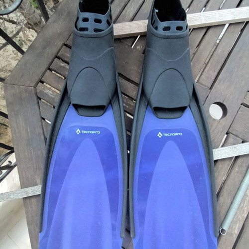 Diving fins used, Italian design, size 38-39