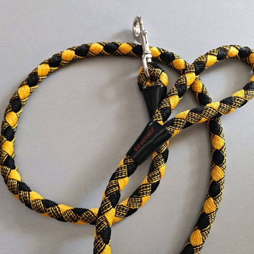Dog leash new, length 1.5 meters