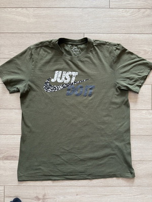Nike Just Do It Safari Swoosh graphic T-shirt, men's M, olive green