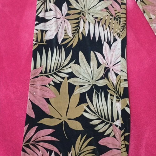 Pantelona with floral pattern like new, one size