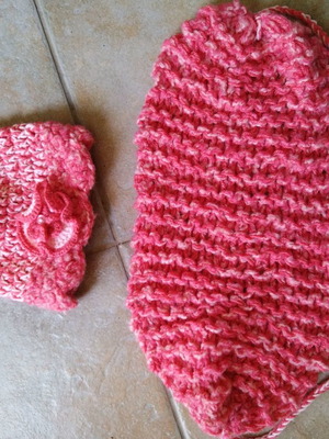 Handmade hat and scarf set for 0-6 months like new