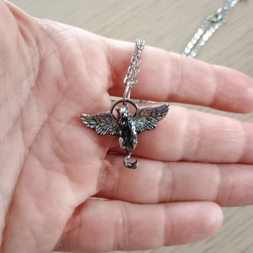 Cat Angel Pendant Necklace new, 18-inch chain