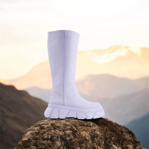Lavender Pull & Bear Chunky Boots new, size 38, waterproof thermoplastic