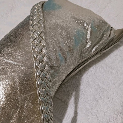 Gold Handbag like new for evening outfit