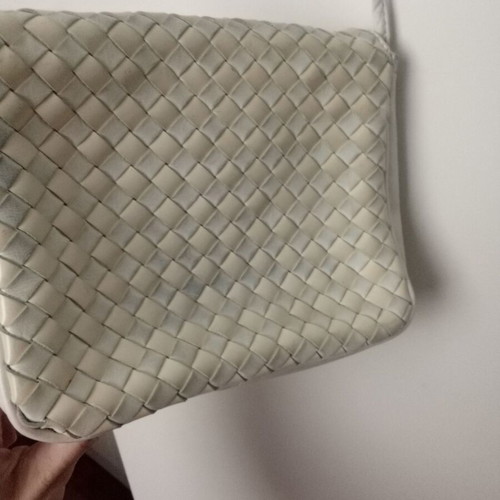 White shoulder bag used, leather with gold detail