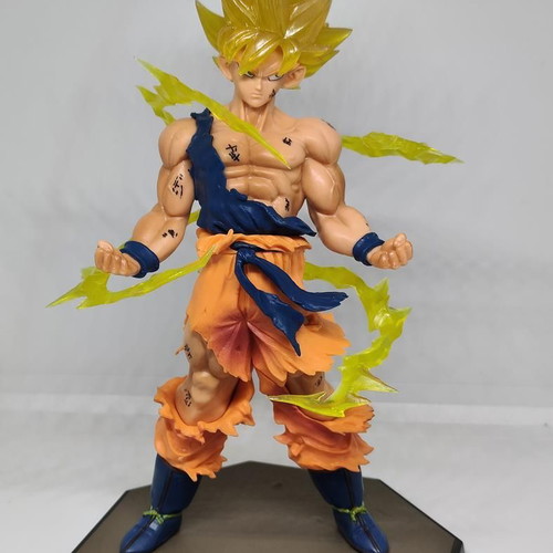 Son Goku Super Saiyan figure 16cm like new, Dragon Ball collectible