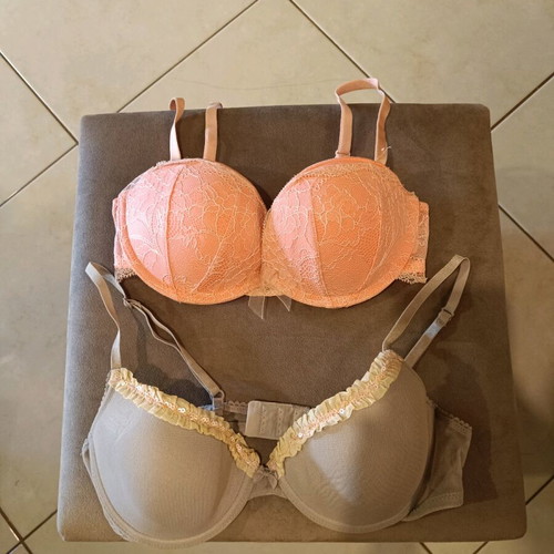 Bras set like new, H&M 70B and Oysho 70B