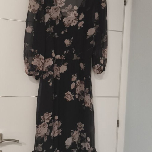 Midi chiffon dress with floral print like new, black and pink