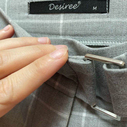 Desiree gray zip culottes medium like new with thin white line