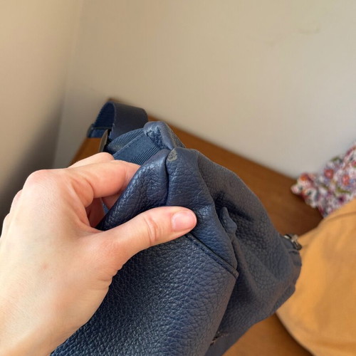 Leather backpack like new, blue