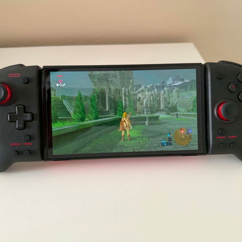 Hori Split Pad Pro black controller for Nintendo Switch