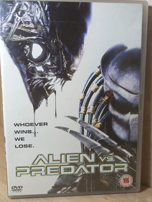 Alien vs Predator DVD like new with English subtitles