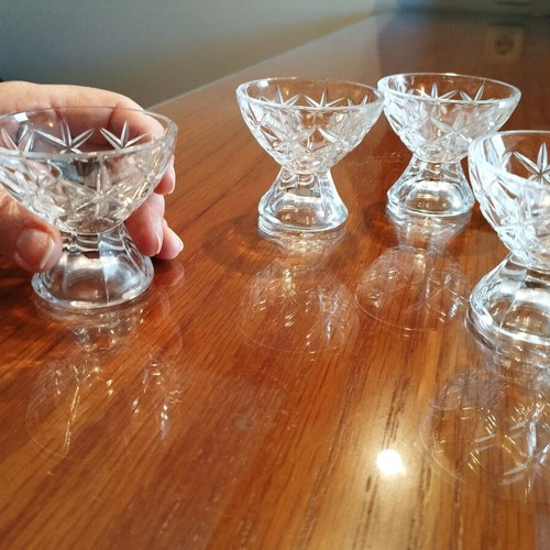 Liqueur glasses used, set of 4 pieces