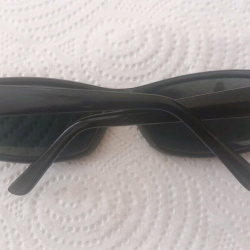 Valentino sunglasses authentic like new, black