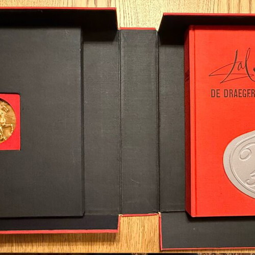 Dali De Draeger Edition de luxe 1968 medal like new
