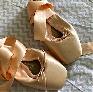 Broch παπούτσια χορού, μπαλέτου - πουέντ (pointe)