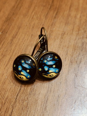 Vintage hanging earrings blue with bronze base and 12mm glass new