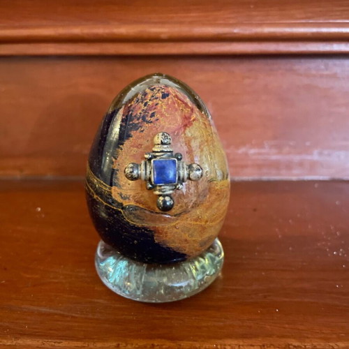Decorative egg style Murano like new with cross ornament