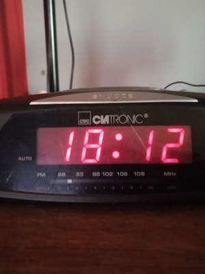 Alarm clock radio used