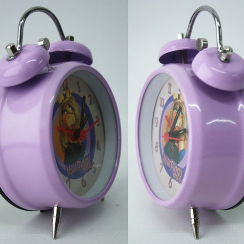 The Muppets Miss Piggy Table Clock Analog new