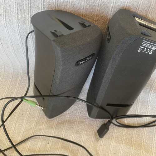 Creative SBS A40 computer speakers like new, wired 2.0 system