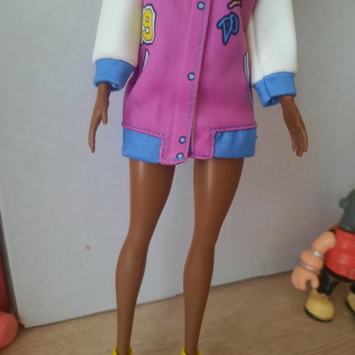 Barbie Fashionistas 156 doll with afro hair, Kira face mold