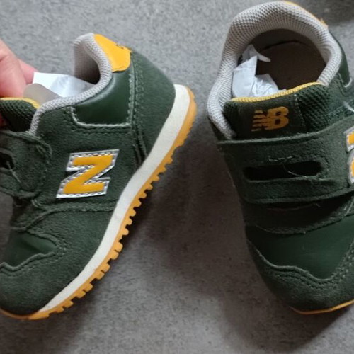 New Balance baby shoes like new, size 20, leather