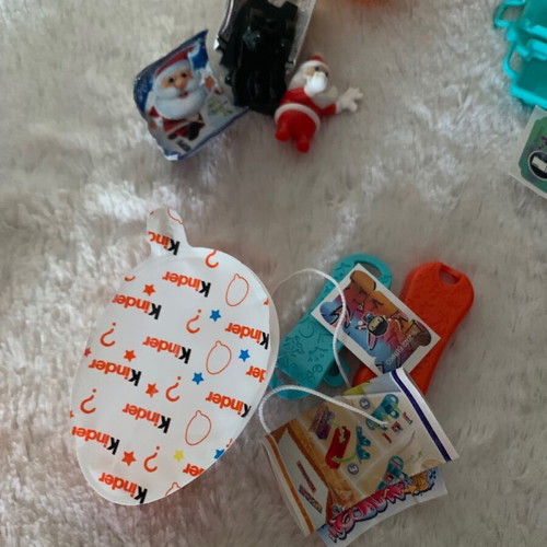Kinder toys in excellent condition, pack of 13 pieces