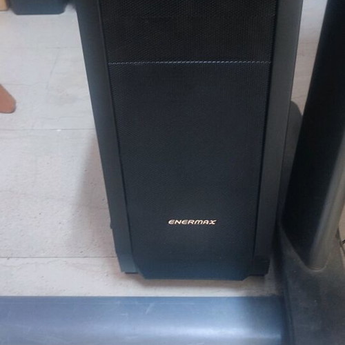 Pc tower Enermax Gracemesh black like new