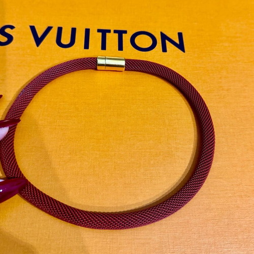 Bordeaux necklace Folli Follie like new