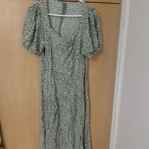 H&M dress green size XL like new