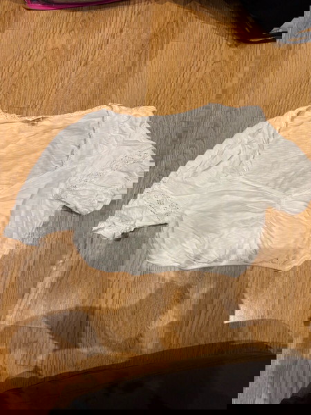 бял къс топ