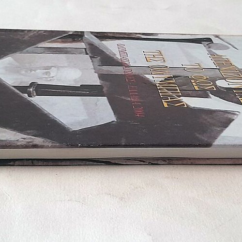 Sculpture by Manos Grigoriadis Atenizontas to Fos tis Olympias hardcover album used