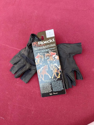 Roeckl riding gloves size 9 new
