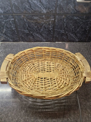 Wicker basket gold color like new