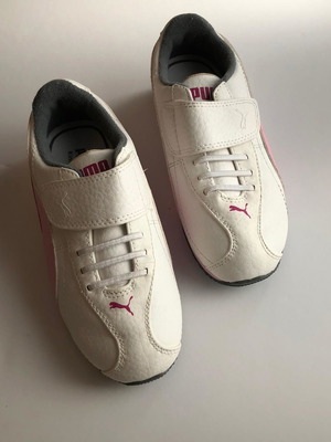 Αθλητικά Puma παιδικά κορίτσι άσπρο με ροζ καινούργια μέγεθος 30